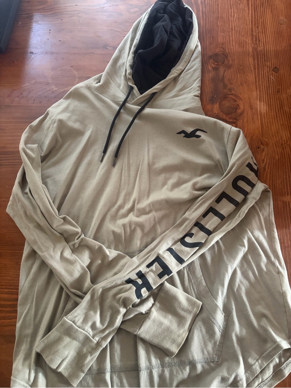 Hollister Men’s Light Olive Pullover Hoodie with Black Accents